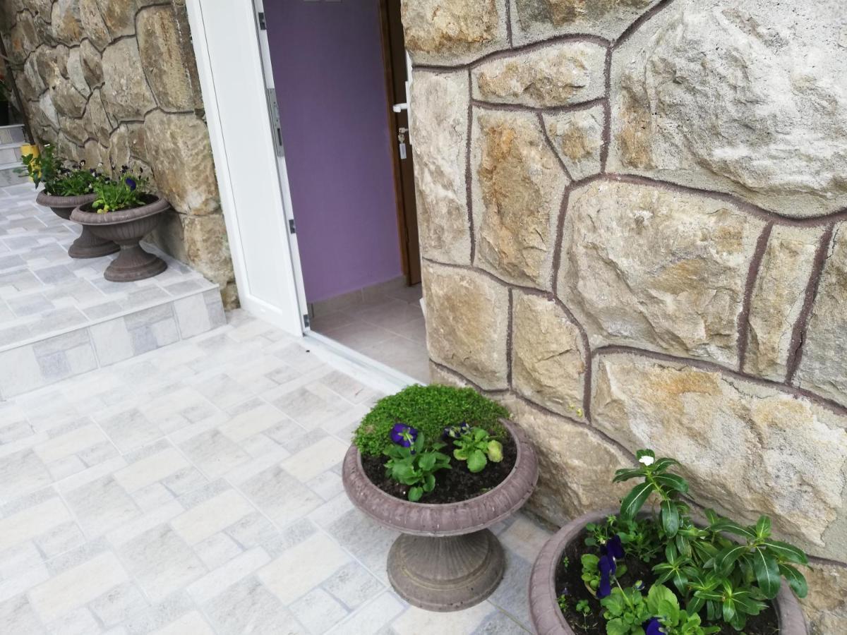Studio Apartman Small Lili Popovaca المظهر الخارجي الصورة
